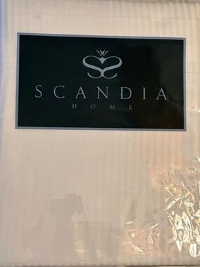 Scandia Savoia Luxe King Flat Sheet